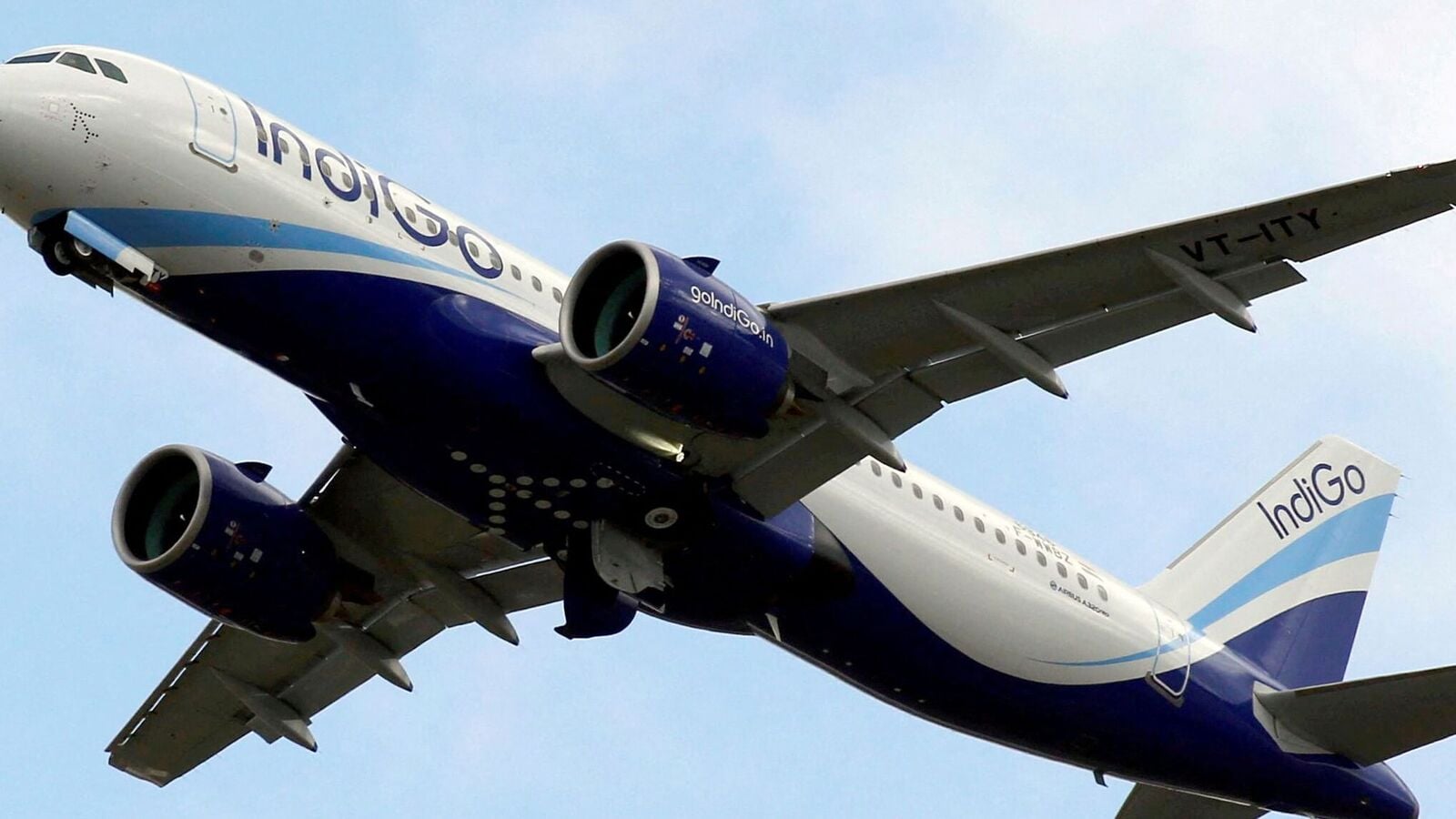 IndiGo Abu Dhabi flight returns to Kochi mid-air due to technical snag; 180 passengers onboard